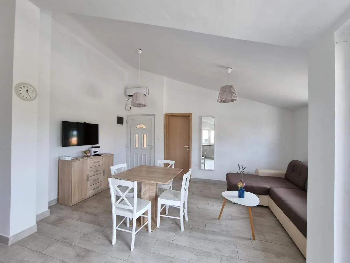 Vila Regina Apartman Pasman